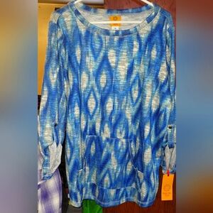 Ruby Rd Womans Blue Patterned Top with kanagroo pocket size 1x